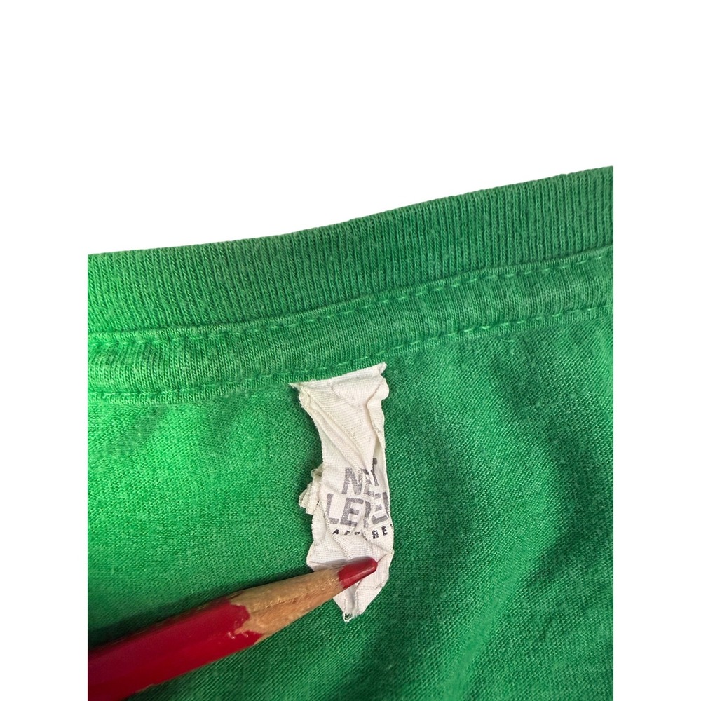 The Green Band‎ Kiss Me Im Irie Reggae Graphic T-Shirt Green St Patty's  Medium - Picture 4 of 8